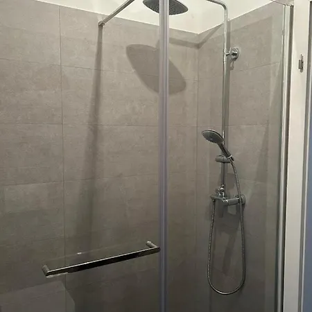 Kalebic 아파트 *