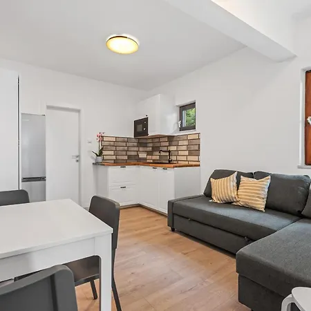 Kalebic Apartmán Dugi Rat